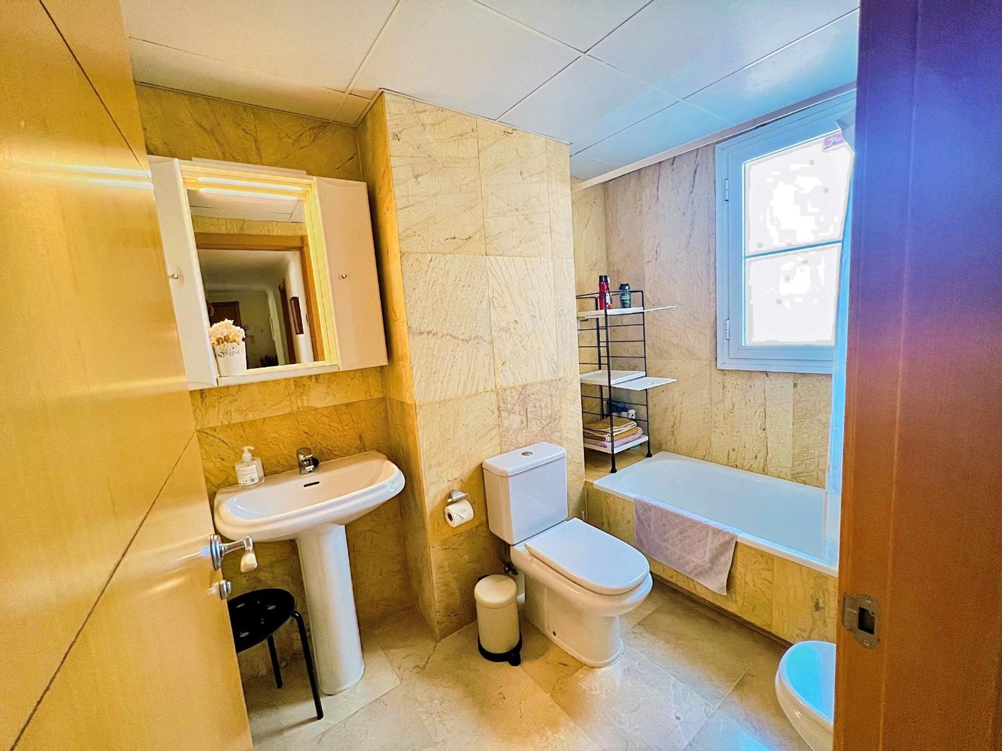 Beautiful Apartment With Pools, Playground And Paddle Tennis - Family Friendly And Near Vithas Hospital - Free Parking In Garage Беналмадена Екстериор снимка